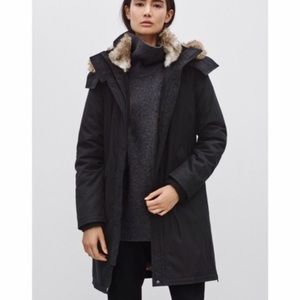 Aritzia Bavarian Oskar Black Faux Fur insulated parka (vegan)